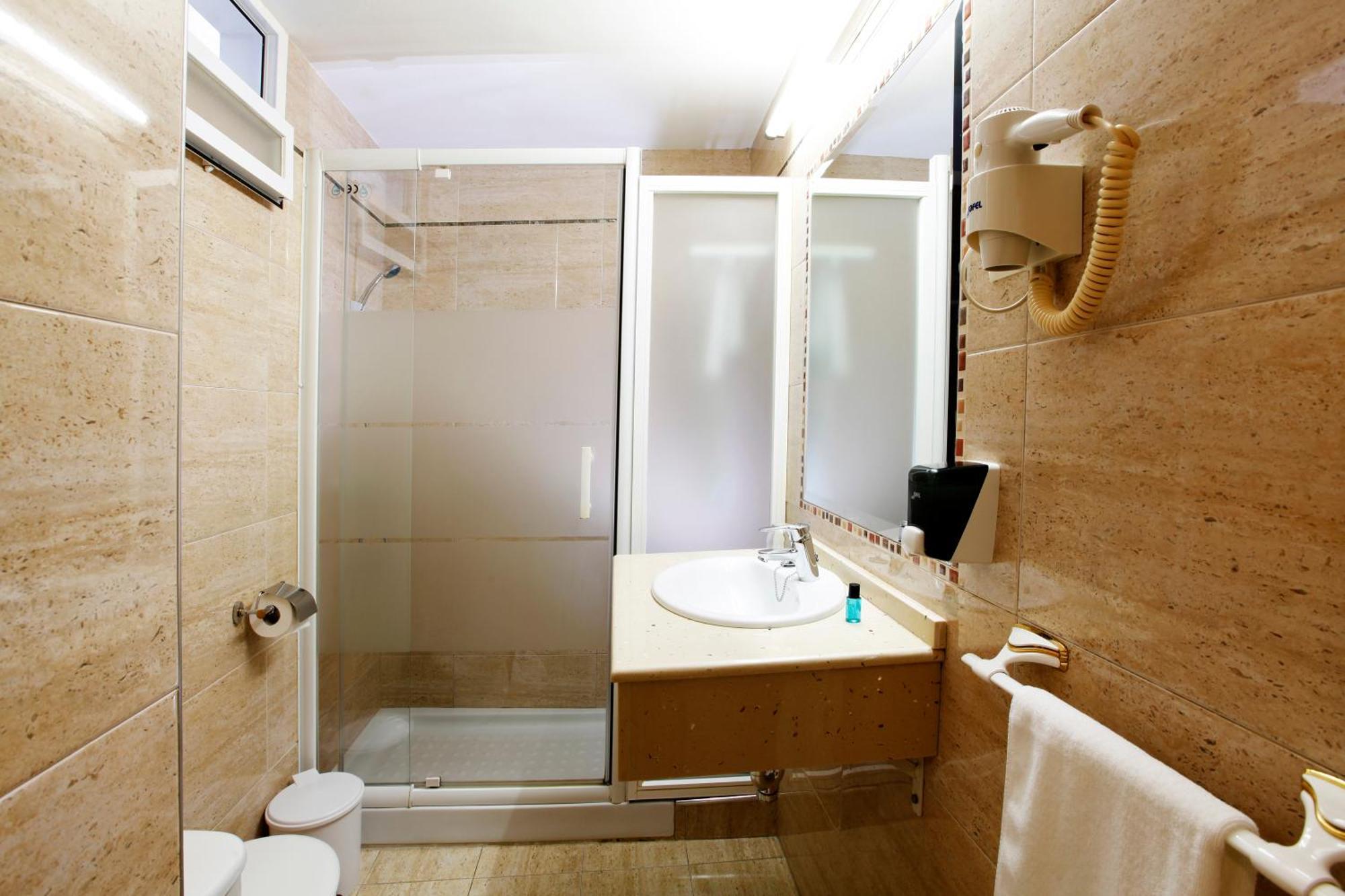 Hostal Paris San Fernando Eksteriør bilde