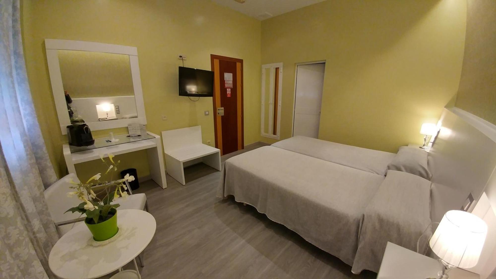 Hostal Paris San Fernando Eksteriør bilde