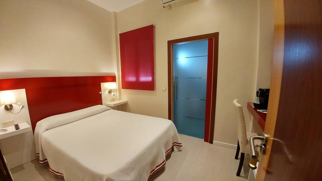 Hostal Paris San Fernando Eksteriør bilde