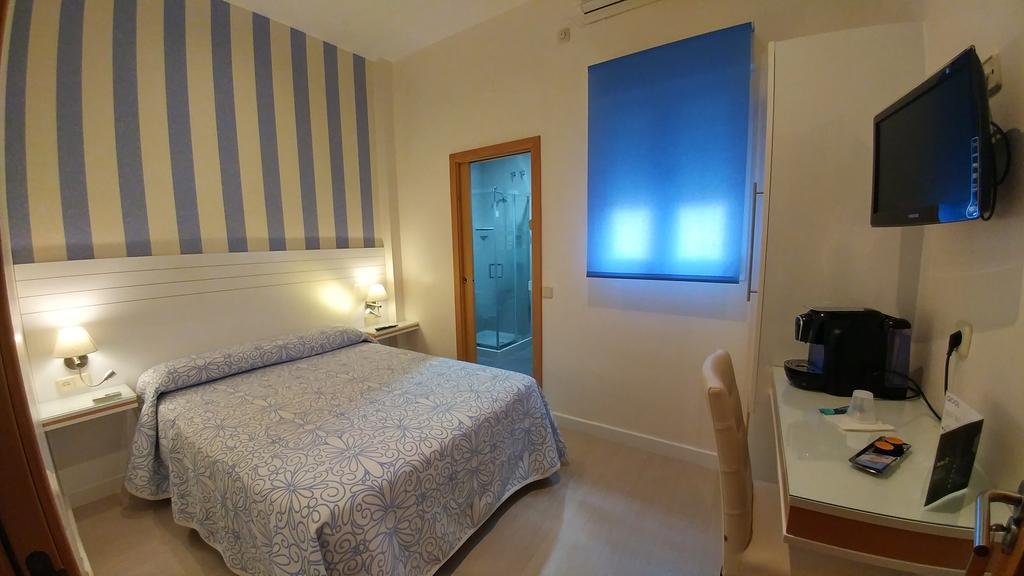 Hostal Paris San Fernando Eksteriør bilde