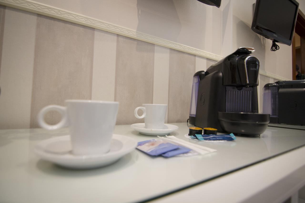 Hostal Paris San Fernando Eksteriør bilde