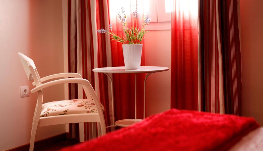 Hostal Paris San Fernando Eksteriør bilde