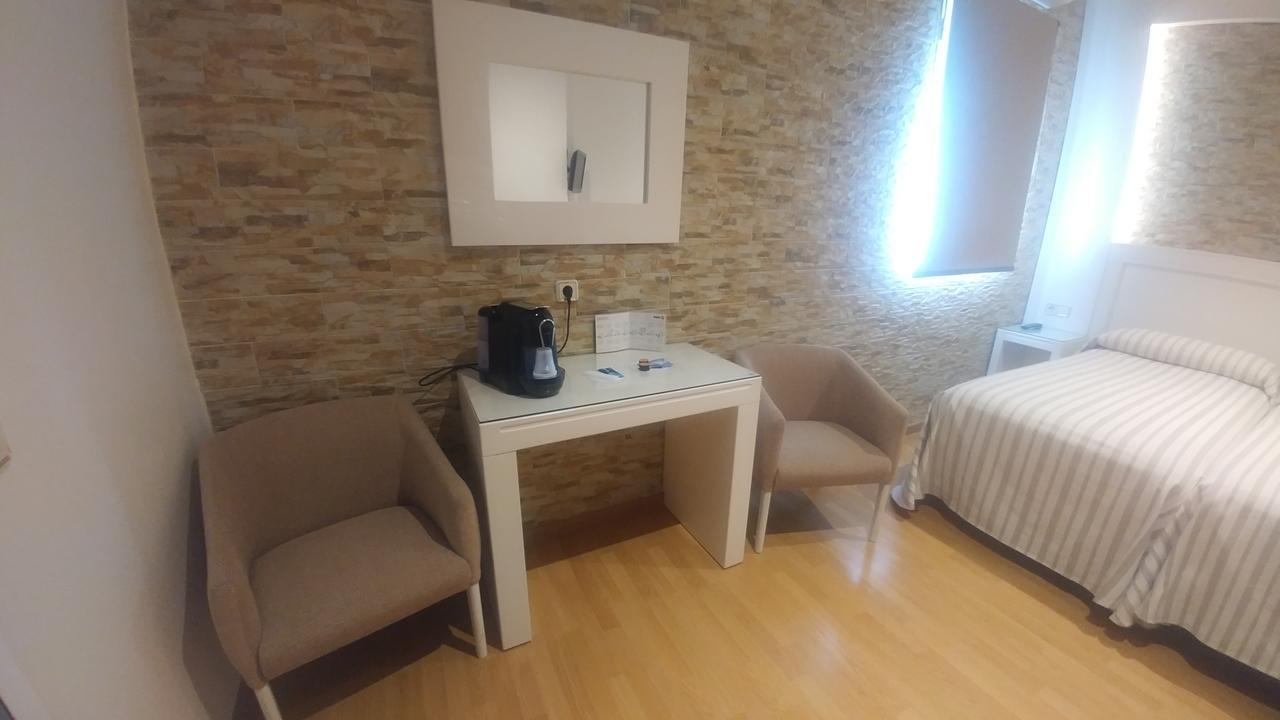 Hostal Paris San Fernando Eksteriør bilde