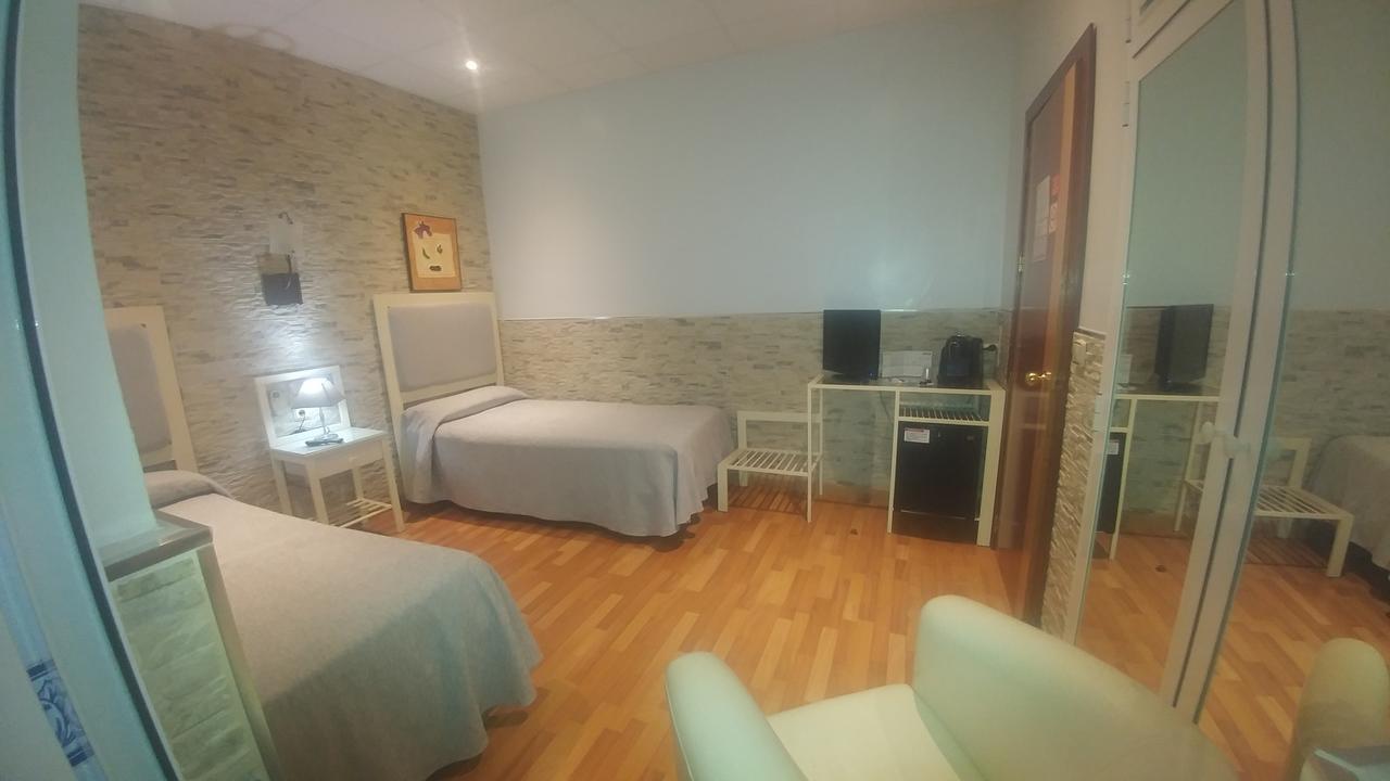 Hostal Paris San Fernando Eksteriør bilde