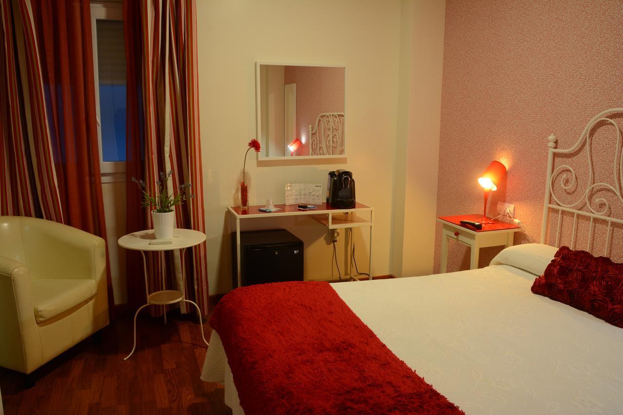 Hostal Paris San Fernando Eksteriør bilde